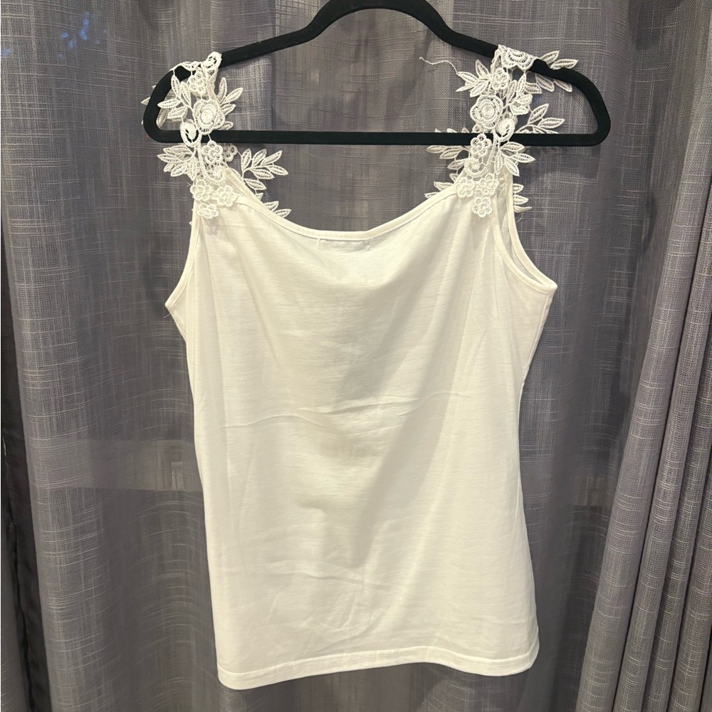 White ladies M/L tanktop shirt lace top by sheilay casual elegance work women’s - Picture 4 of 4